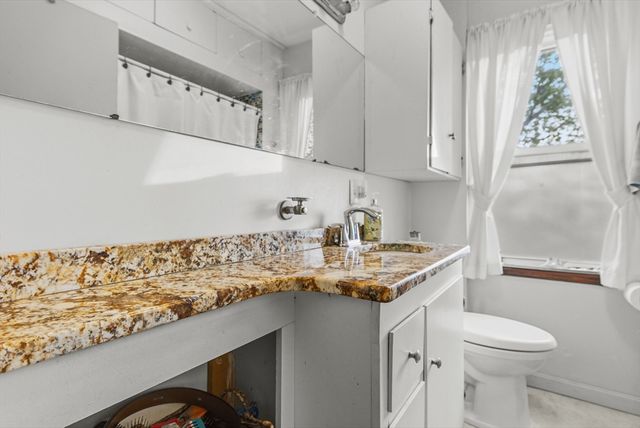 32 Milton St, New Bedford, MA 02740