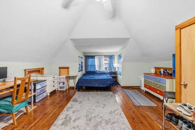 32 Milton St, New Bedford, MA 02740