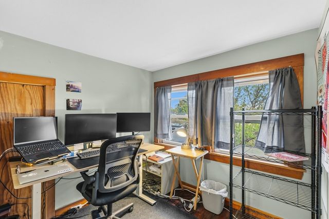 32 Milton St, New Bedford, MA 02740