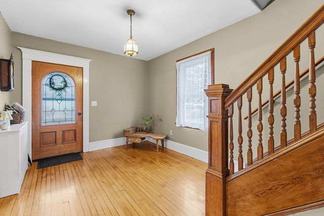 32 Milton St, New Bedford, MA 02740