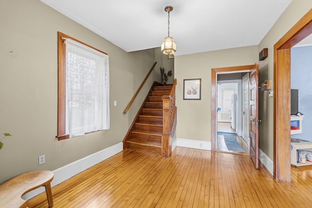 32 Milton St, New Bedford, MA 02740