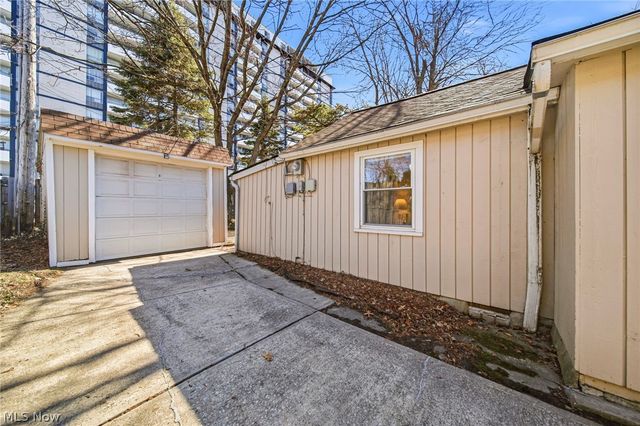 101 E 238th Street, Euclid, OH 44123