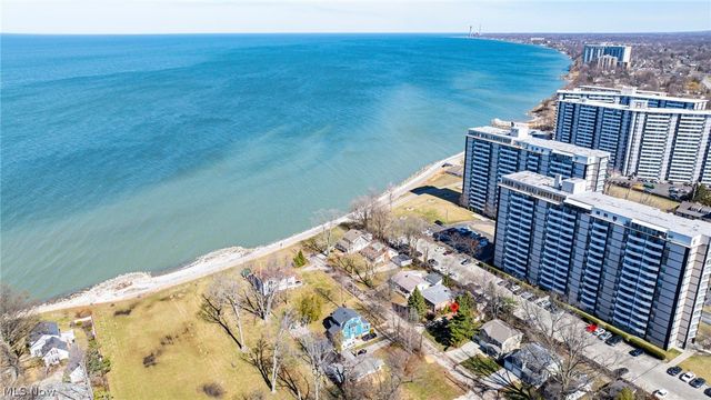 101 E 238th Street, Euclid, OH 44123