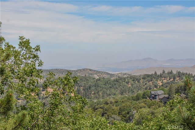 28710 Bryce, Lake Arrowhead, CA 92352
