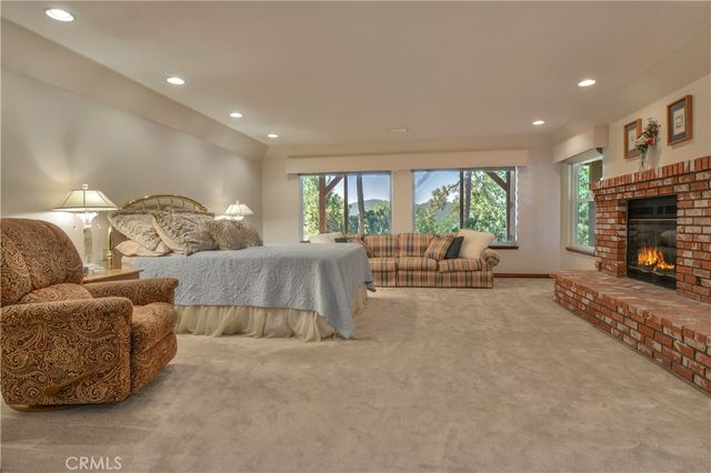 28710 Bryce, Lake Arrowhead, CA 92352
