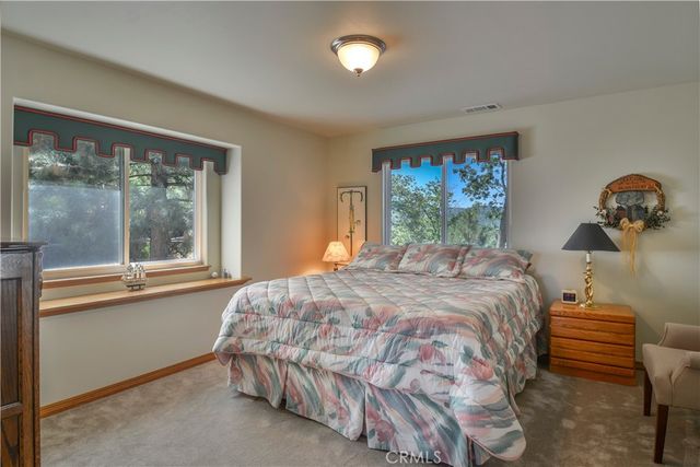 28710 Bryce, Lake Arrowhead, CA 92352