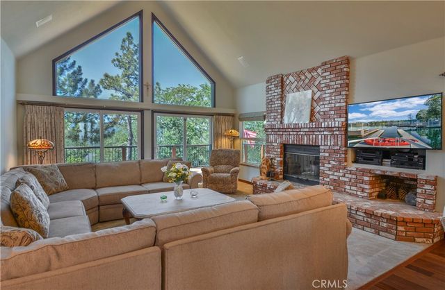 28710 Bryce, Lake Arrowhead, CA 92352