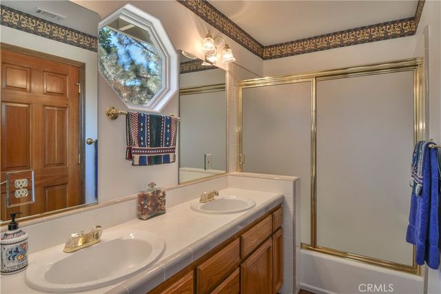 28710 Bryce, Lake Arrowhead, CA 92352