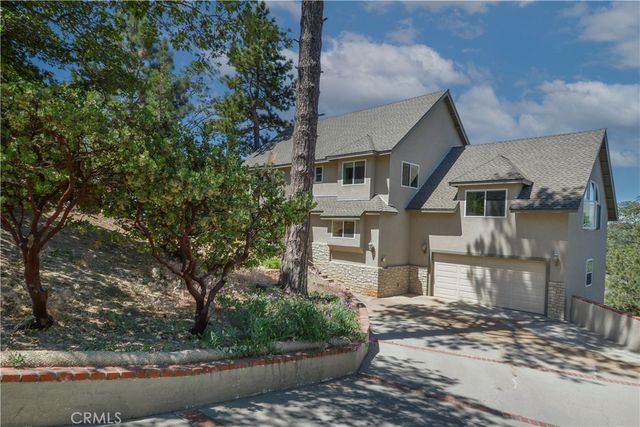 28710 Bryce, Lake Arrowhead, CA 92352