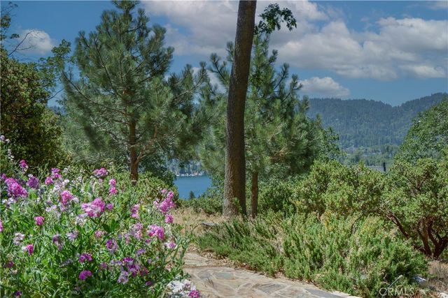 28710 Bryce, Lake Arrowhead, CA 92352