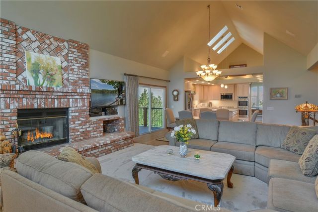 28710 Bryce, Lake Arrowhead, CA 92352