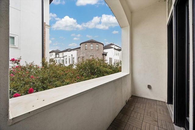 2725 Cohn Garden, Houston, TX 77007