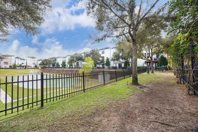 2725 Cohn Garden, Houston, TX 77007