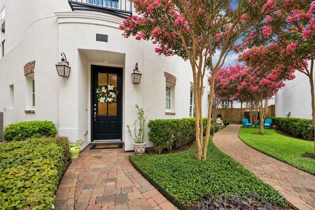 2725 Cohn Garden, Houston, TX 77007