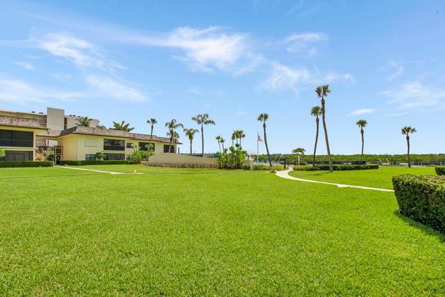 275 S Beach Road, Tequesta, FL 33469