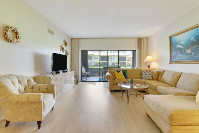 275 S Beach Road, Tequesta, FL 33469