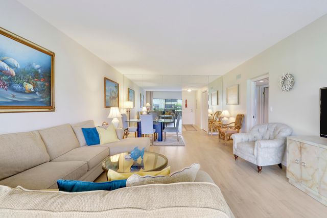 275 S Beach Road, Tequesta, FL 33469