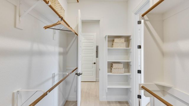 1952 BARFISH WAY, Leander, TX 78641
