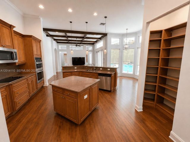 3424 Belmont Ter, Davie, FL 33328