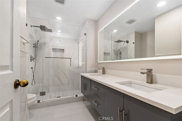 1 Santa Catrina, Rancho Santa Margarita, CA 92688