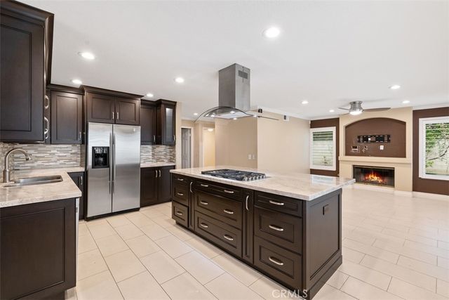 1 Santa Catrina, Rancho Santa Margarita, CA 92688