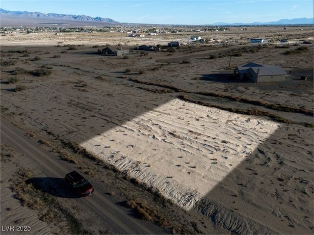 1541 West Fuego Lane, Pahrump, NV 89060