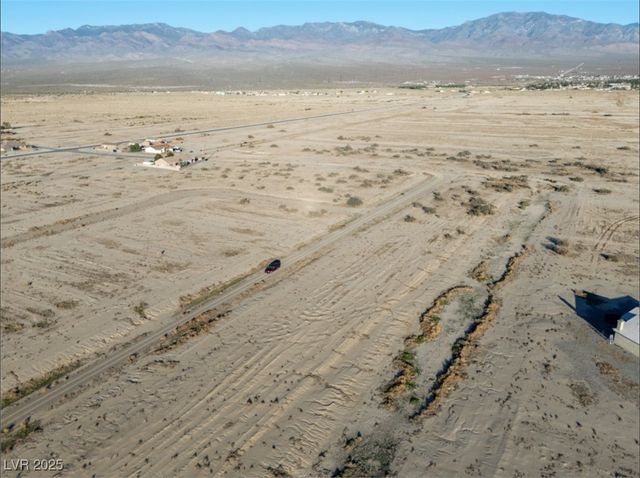 1541 West Fuego Lane, Pahrump, NV 89060