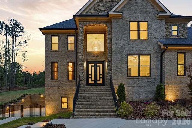 8508 Max Meadows Drive, Charlotte, NC 28227