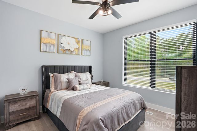 8508 Max Meadows Drive, Charlotte, NC 28227