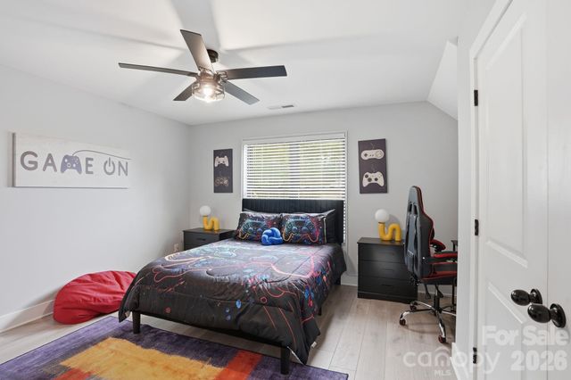 8508 Max Meadows Drive, Charlotte, NC 28227
