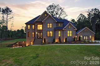 8508 Max Meadows Drive, Charlotte, NC 28227