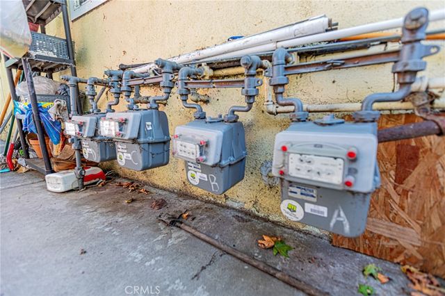8480 Virginia, South Gate, CA 90280