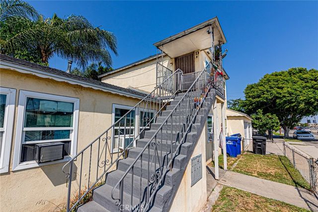 8480 Virginia, South Gate, CA 90280