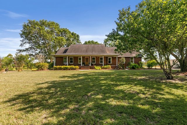 216 Private Road 1428, Enterprise, AL 36330