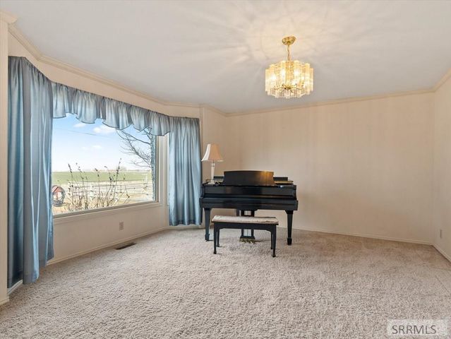 12568 N Hawthorne Road, Chubbuck, ID 83202