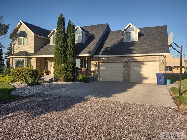 12568 N Hawthorne Road, Chubbuck, ID 83202