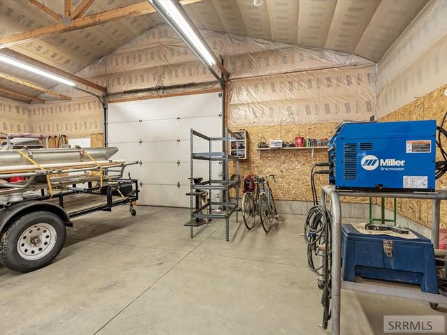 12568 N Hawthorne Road, Chubbuck, ID 83202