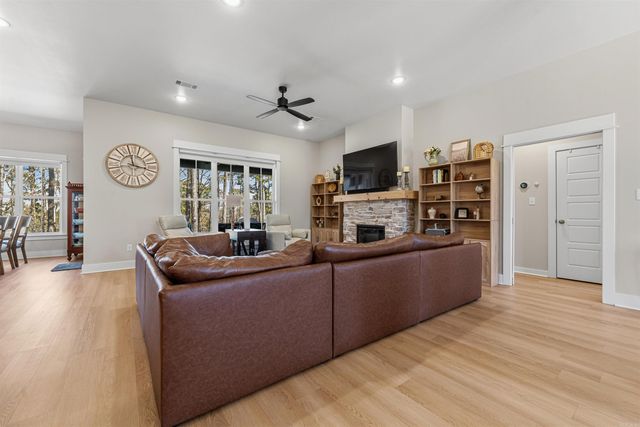 9900 Panther Mountain Road, North Little Rock, AR 72113