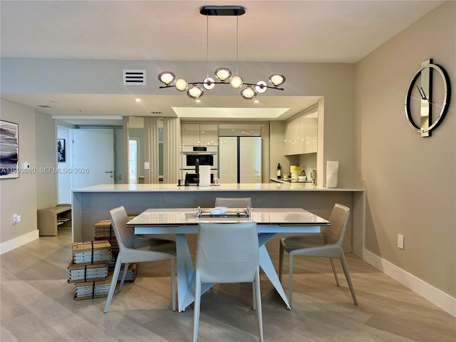 16699 Collins Ave 2010, Sunny Isles Beach, FL 33160
