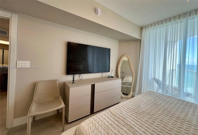 16699 Collins Ave 2010, Sunny Isles Beach, FL 33160