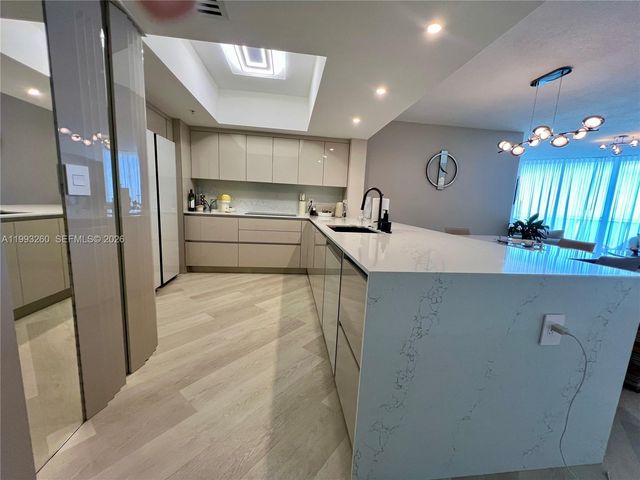 16699 Collins Ave 2010, Sunny Isles Beach, FL 33160