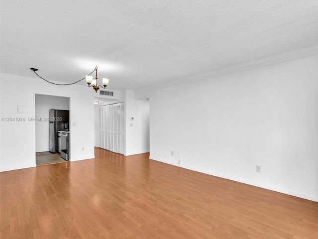 2020 NE 135th Street 601, North Miami, FL 33181