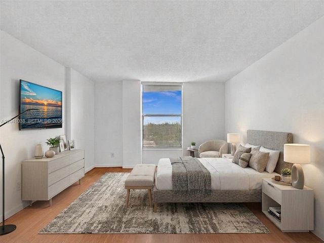 2020 NE 135th Street 601, North Miami, FL 33181
