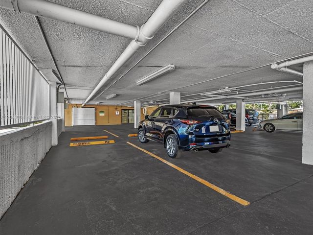 2020 NE 135th Street 601, North Miami, FL 33181