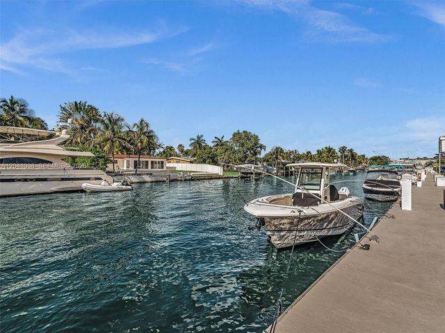 2020 NE 135th Street 601, North Miami, FL 33181