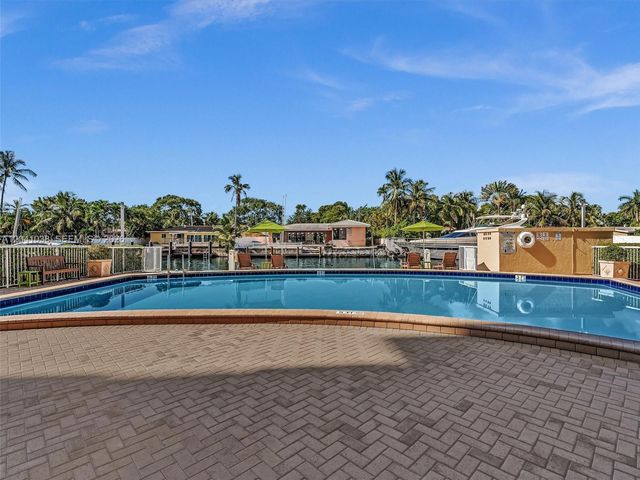 2020 NE 135th Street 601, North Miami, FL 33181
