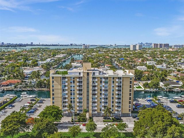 2020 NE 135th Street 601, North Miami, FL 33181
