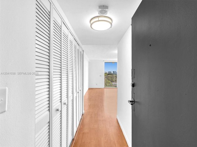 2020 NE 135th Street 601, North Miami, FL 33181
