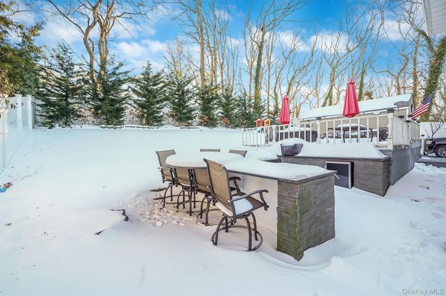 38 Hawthorne Road, Rocky Point, NY 11778