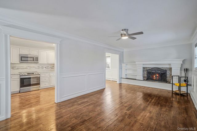 38 Hawthorne Road, Rocky Point, NY 11778